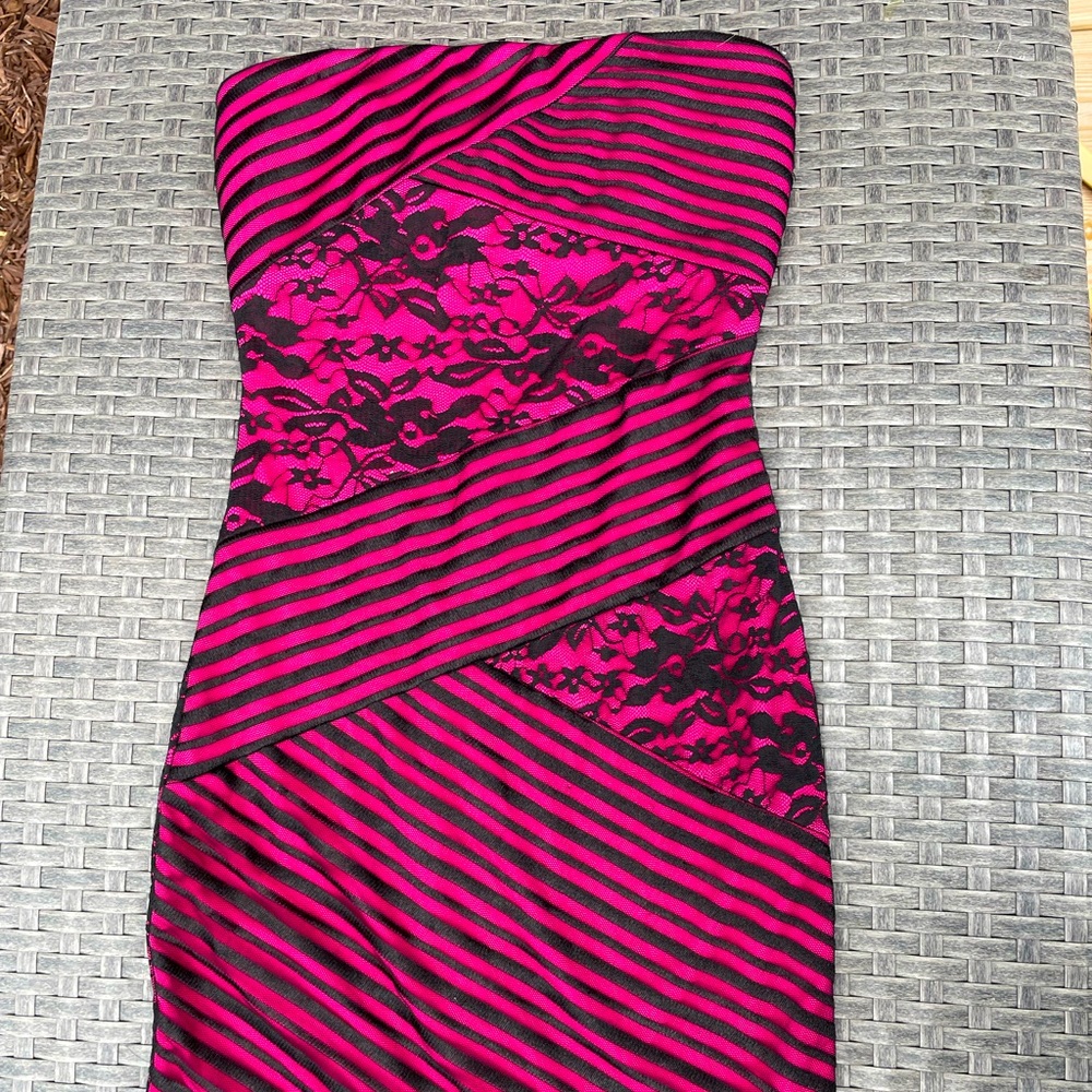 Strapless special occasion dress for juniors